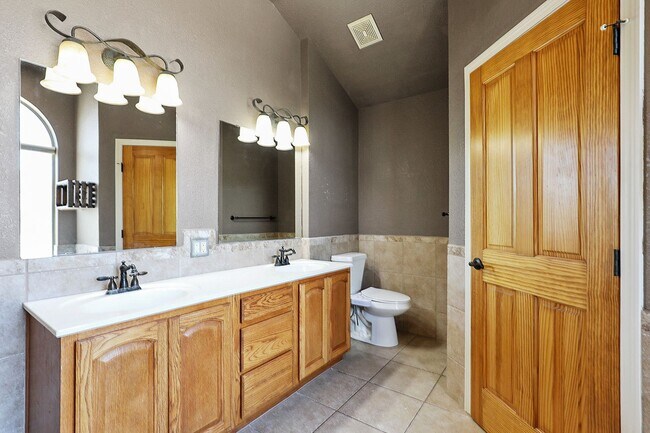 Building Photo - 351 Cielo Grande Ct