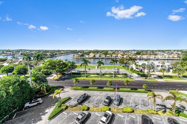 Building Photo - 2921 S Ocean Blvd