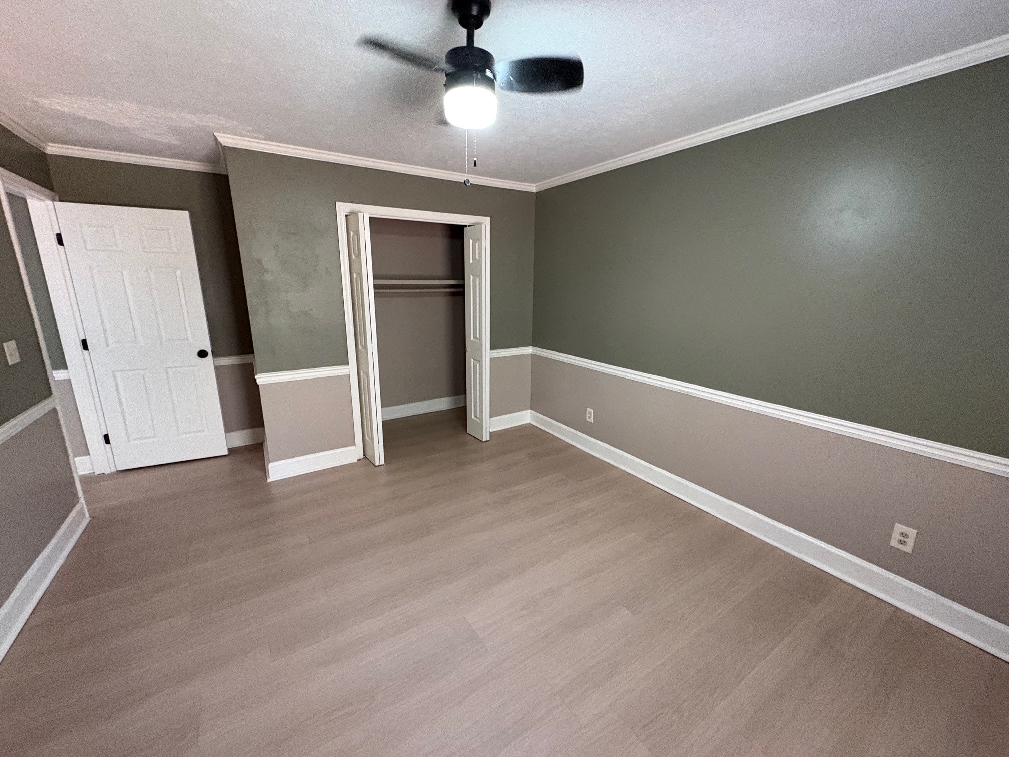 Building Photo - 246 Park Rd SW