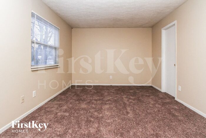 Building Photo - 5519 Old Mill Ct