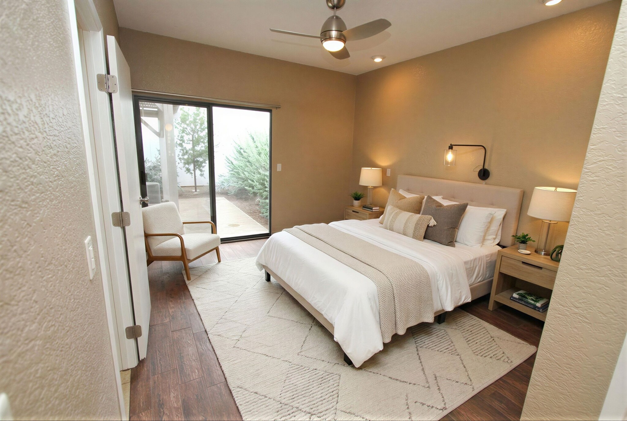 Master bedroom-staged - 5557 N Mica Mountain Dr