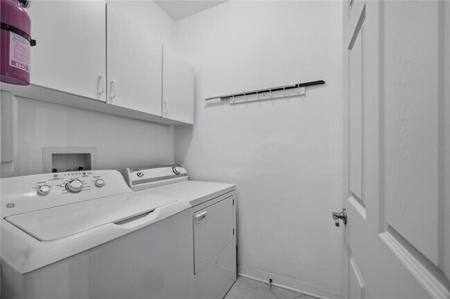 Building Photo - 4945 NW 1st Pl
