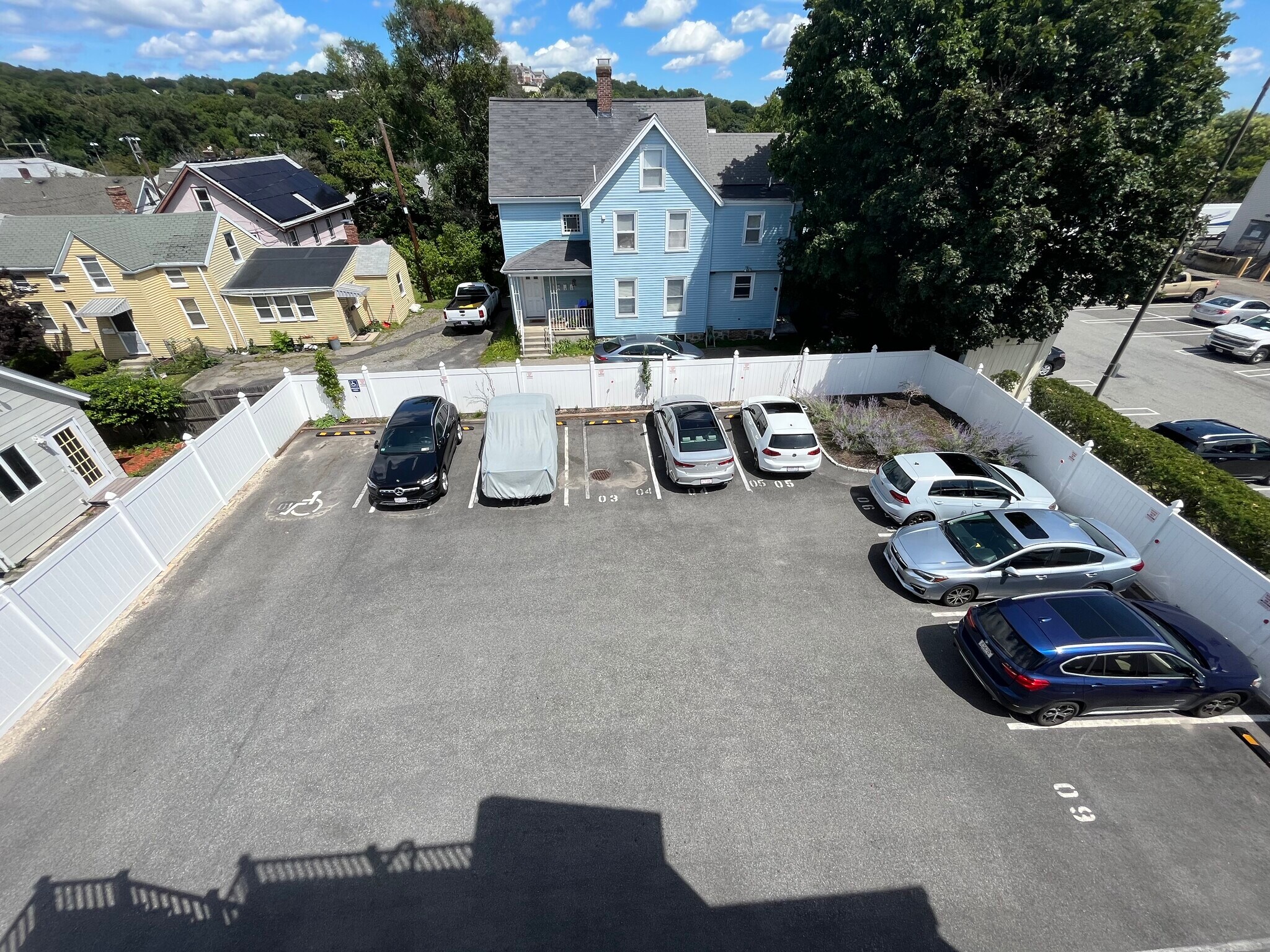 Building Photo - 925-927-927 Massachusetts Ave