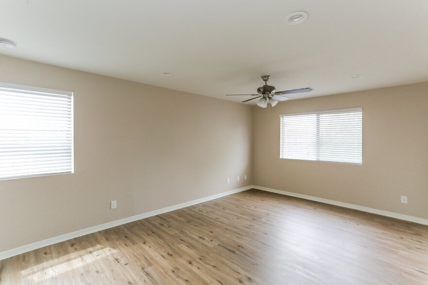 Building Photo - 3536 W Paseo Way