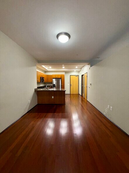 Building Photo - 1551 4th Ave