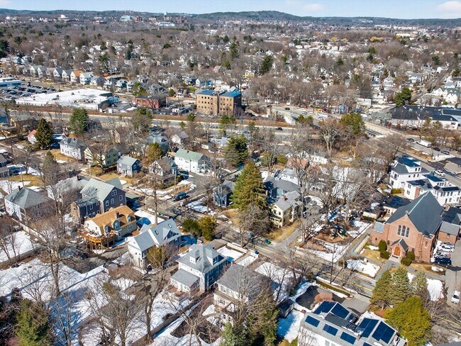 Building Photo - 183 Auburn St