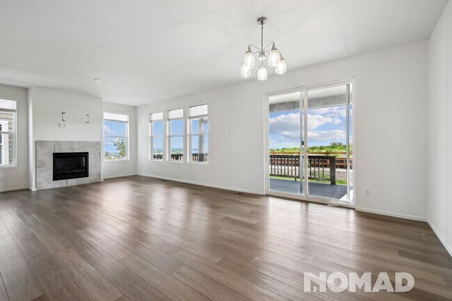 Building Photo - Spacious 4BR Duplex in Arvada