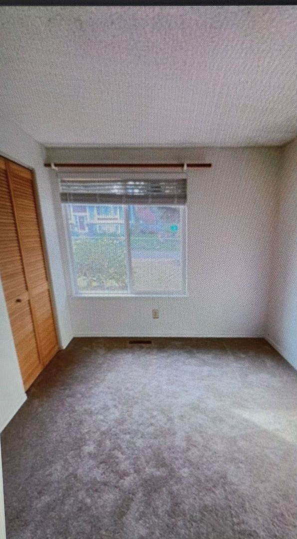 Building Photo - 3 BED 1.5 BATH RAMBLER - PORT ORCHARD