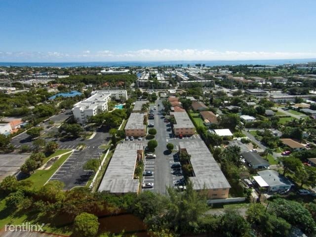 Building Photo - 512 SE 20th Ave