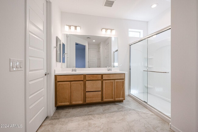 Building Photo - 8907 W Colter St