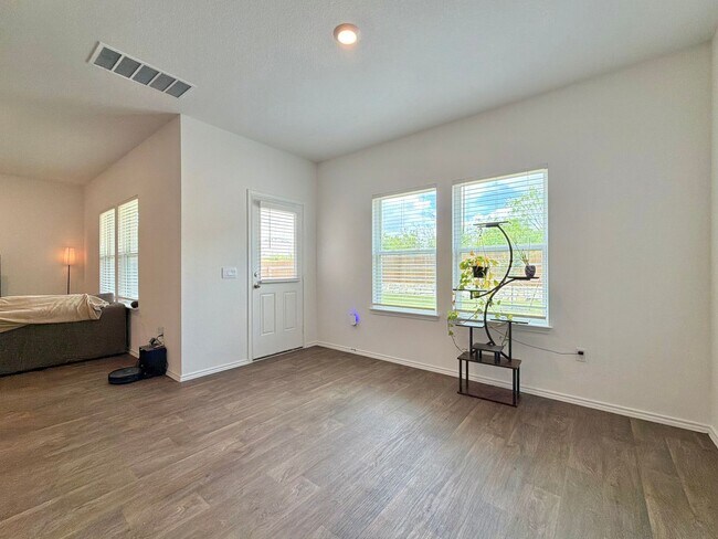 Building Photo - 14812 Afleet Alex St