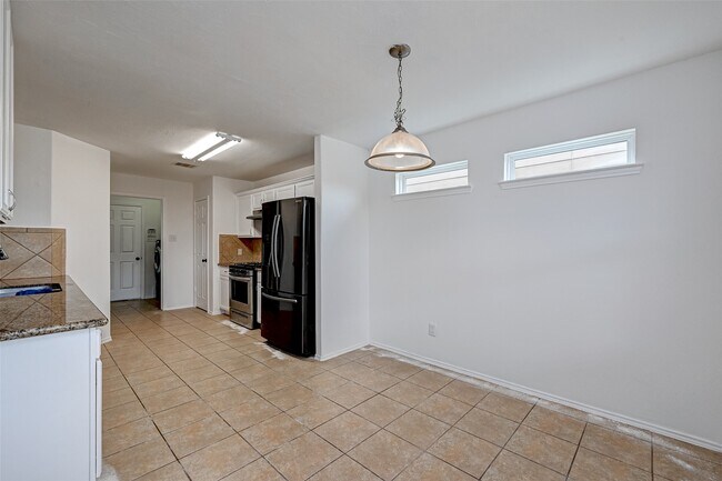 Building Photo - 6906 Anson Point Ln