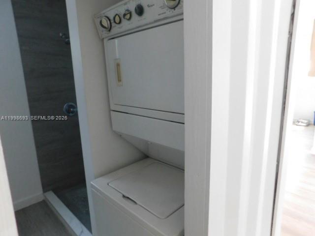 Building Photo - 551 Avenida Del Sur