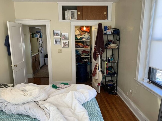 Building Photo - 185 Chestnut Hill Ave