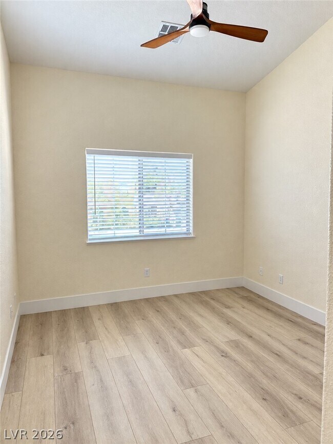 Building Photo - 3327 Erva St