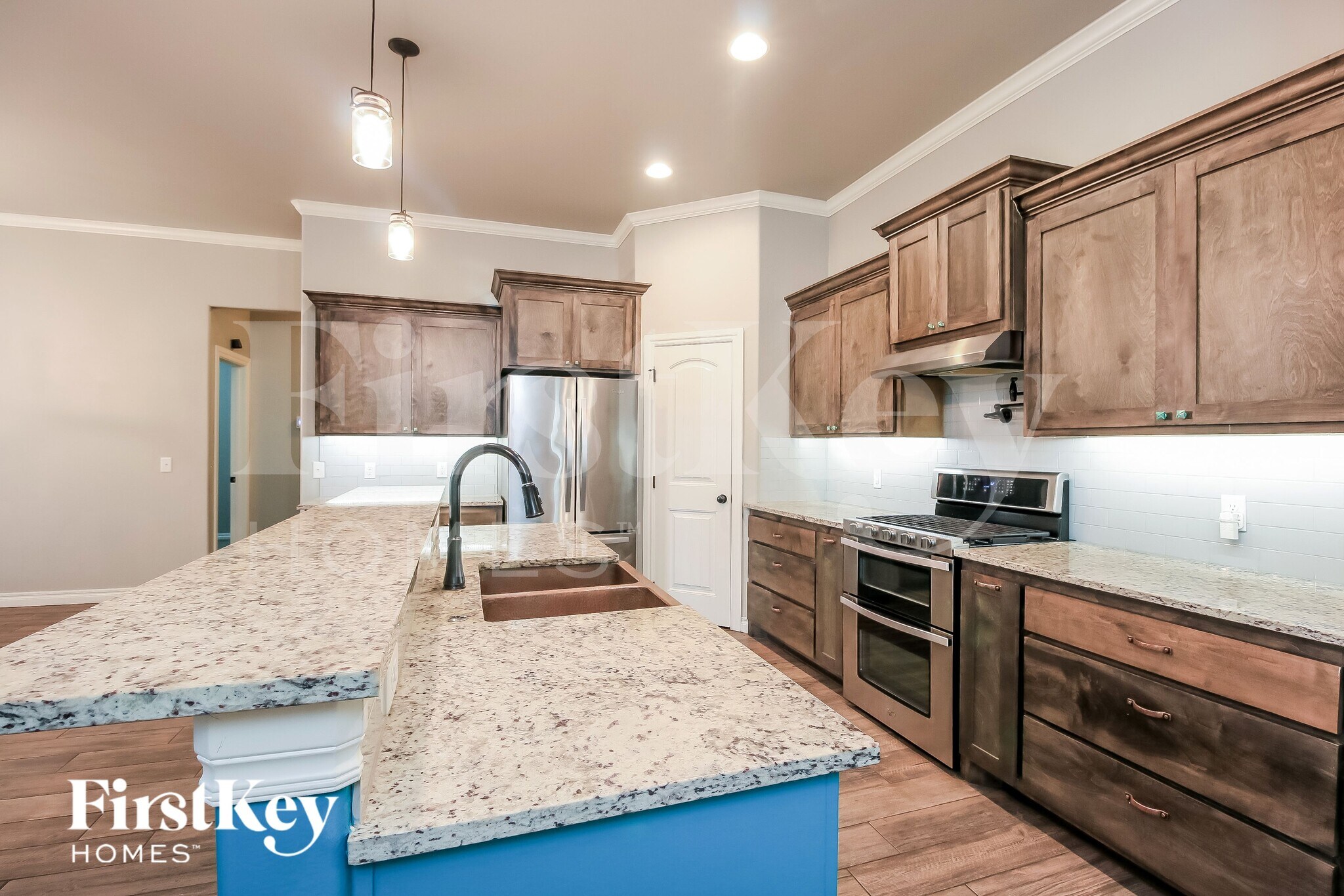 Building Photo - 8401 NW 160th Ct