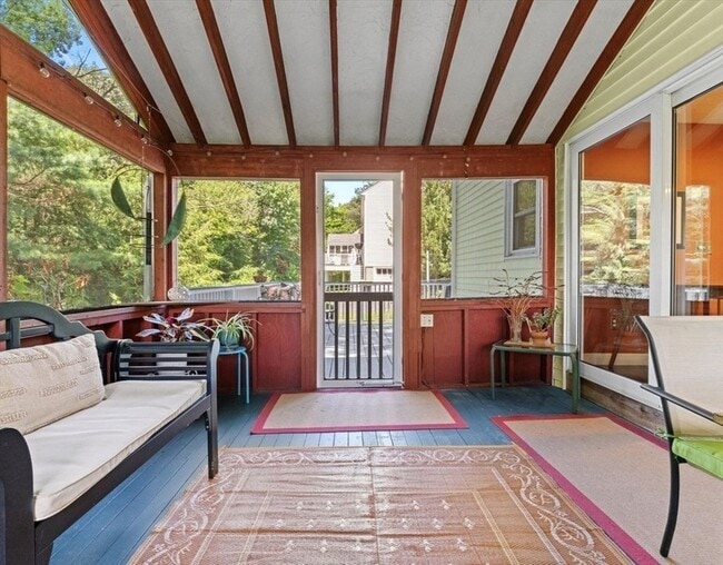 Building Photo - 9 Pleasantview Terrace