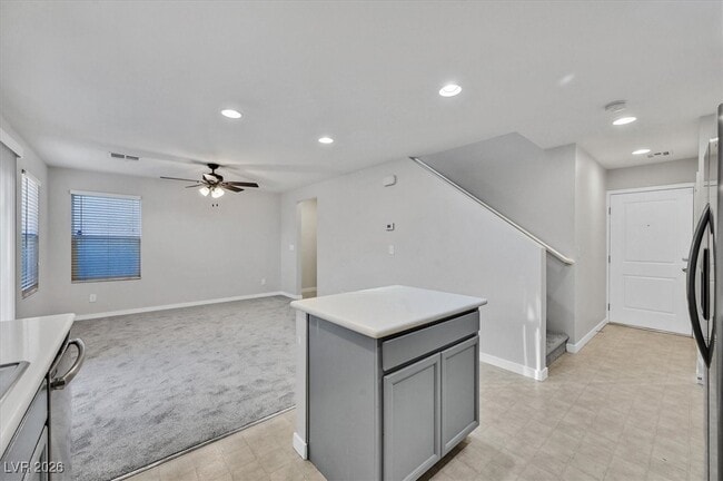 Building Photo - 1848 Molly Meadows St