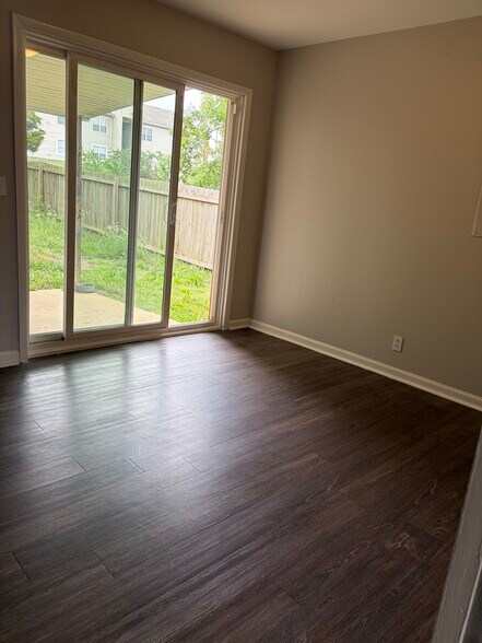 Building Photo - 3122 Brickdale Ln