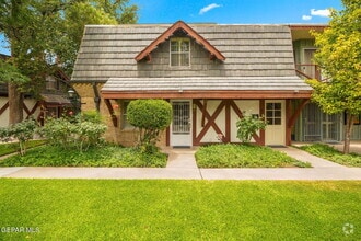 Building Photo - 350 Thunderbird Dr