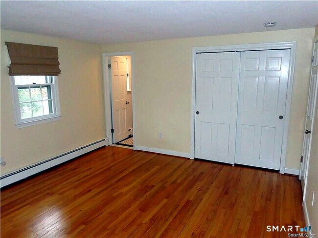 Building Photo - 21 Saddle Ridge Dr