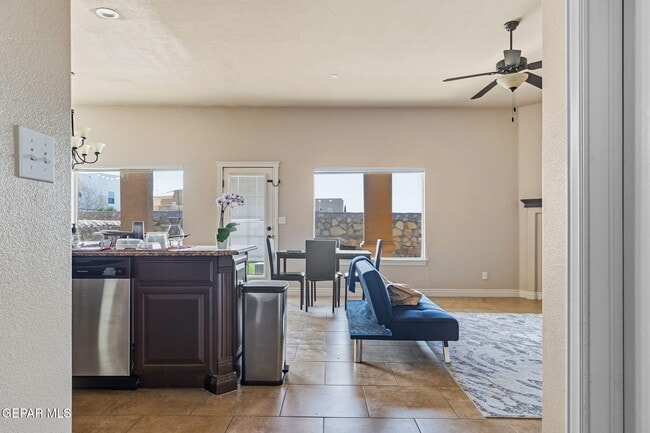 Building Photo - 3645 Almond Beach Dr