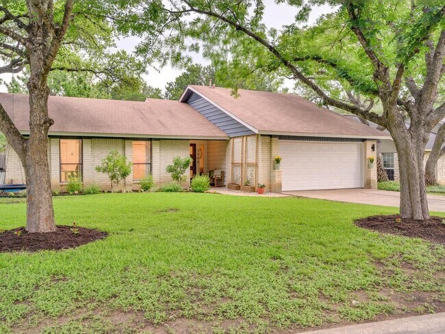Building Photo - 4908 Dry Oak Trail