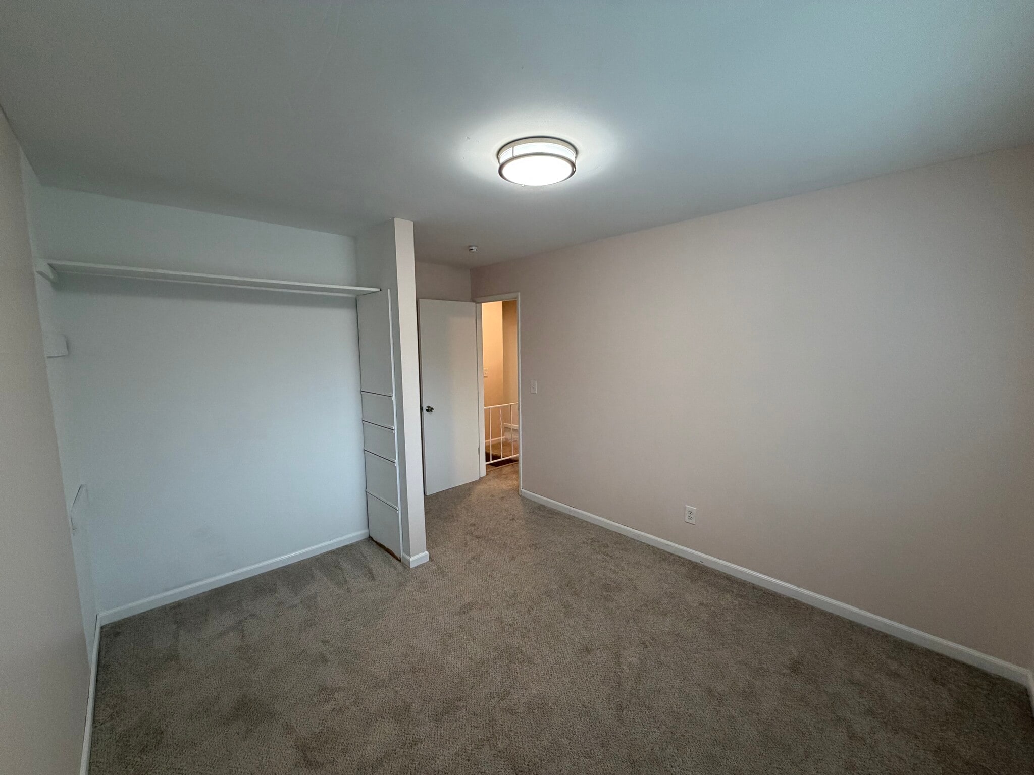 Bedroom 1 - 2095 S Kent Des Moines Rd