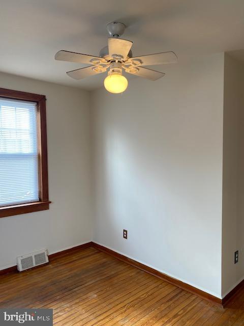 Building Photo - 116 Station Ave