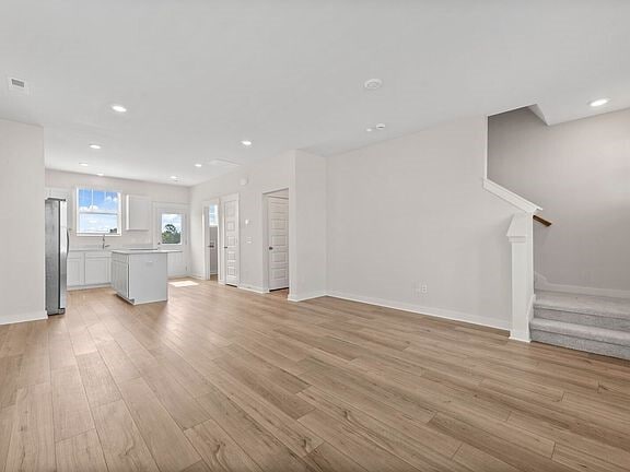 Building Photo - 2705 Fordham St