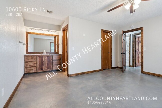 Building Photo - 10600 Ricky Ln