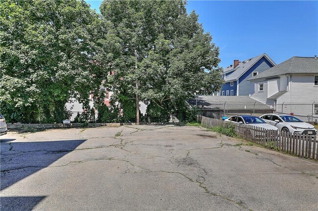Building Photo - 227 Whipple St