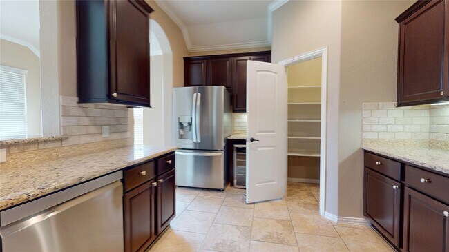 Building Photo - 12314 Meadow Breeze Dr