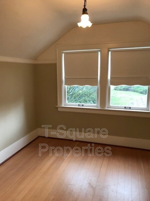 Building Photo - 9056 Avondale Rd NE