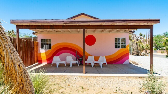 Building Photo - Fully Furnished Home in Yucca Valley