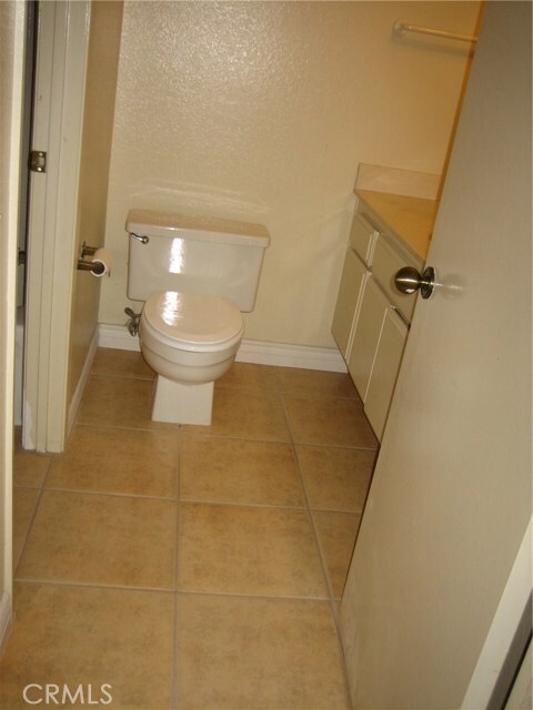 Building Photo - 46 Exeter