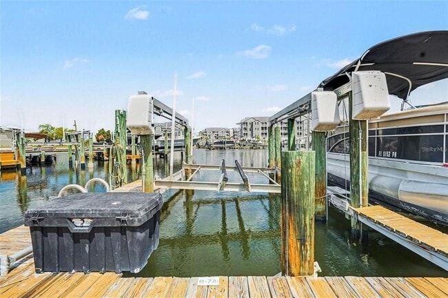 Building Photo - 5567 Sea Forest Dr