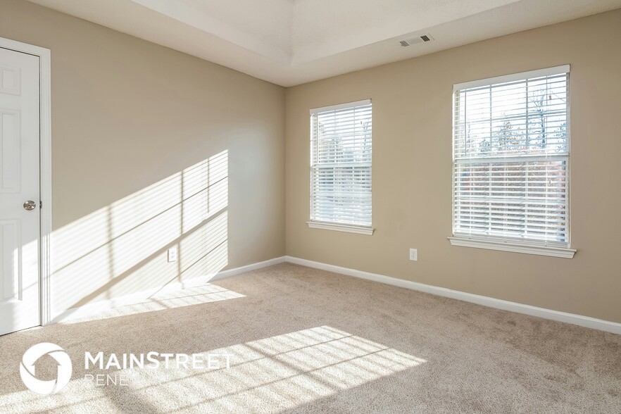 Building Photo - 10878 Tara Village Way