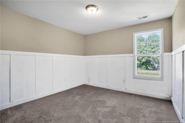 Building Photo - 2779 Rivercliff Rd