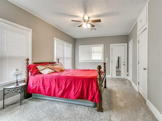 Building Photo - Remodeled 3 Bedroom Bungalow in OKC's Plaz...