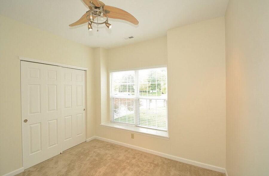 Building Photo - 15156 War Emblem Dr