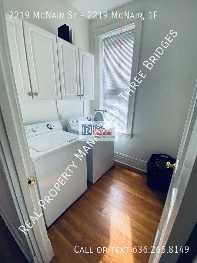 Building Photo - 2219 McNair Ave