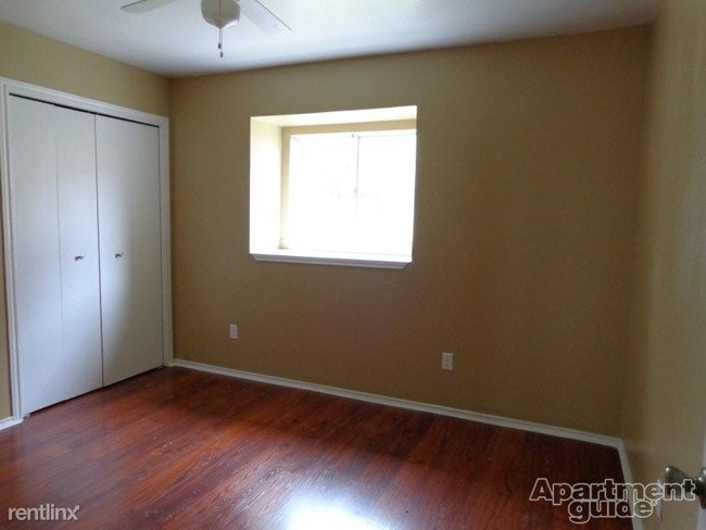 Building Photo - 2 br, 2 bath Townhome - Parkside Townhomes...