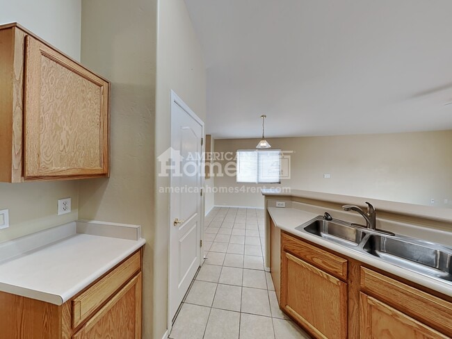 Building Photo - 6813 W Pebble Shore Court