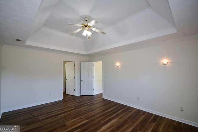 Building Photo - 2972 Hampton Pl