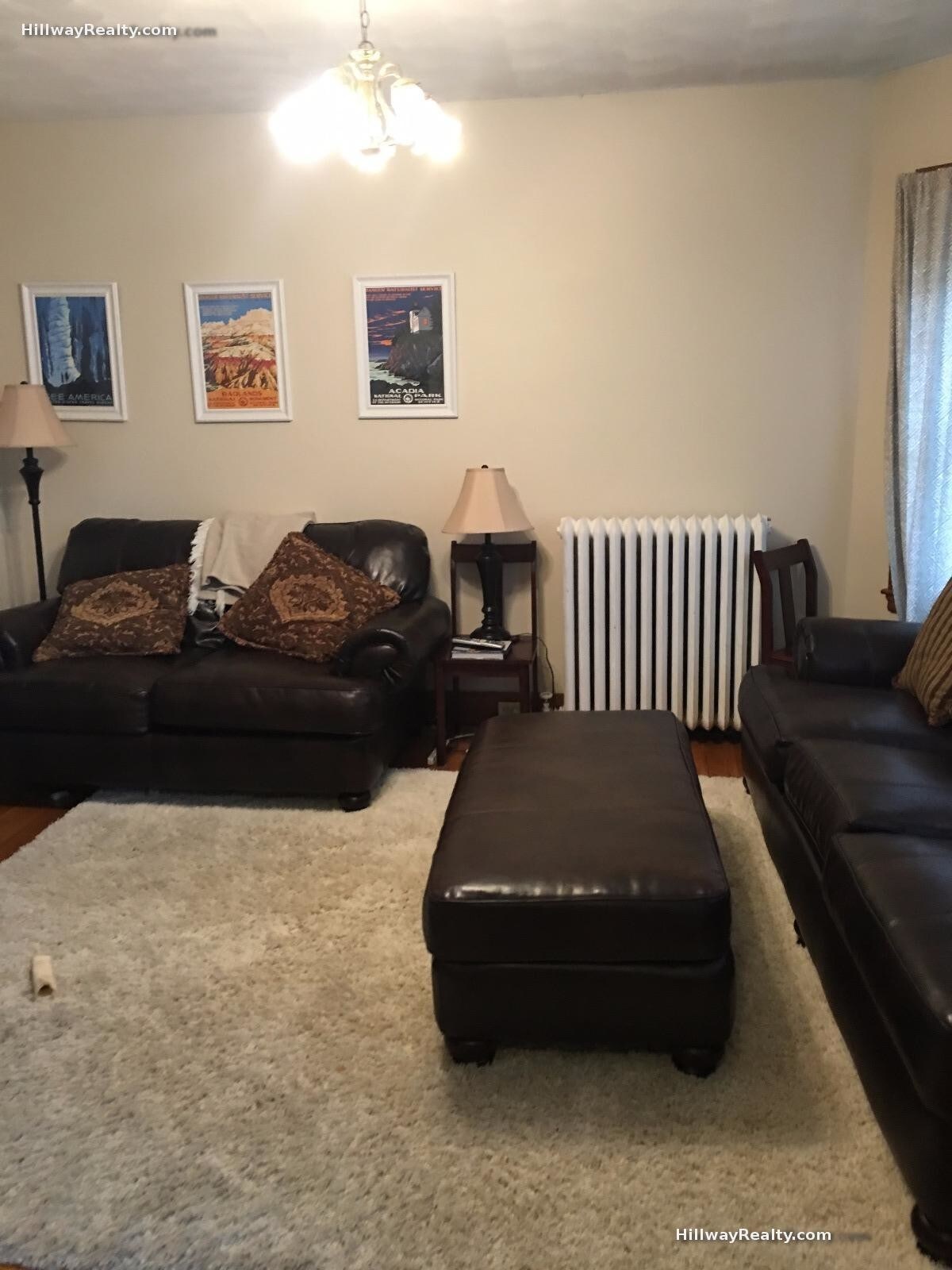 Building Photo - 141 Willow St