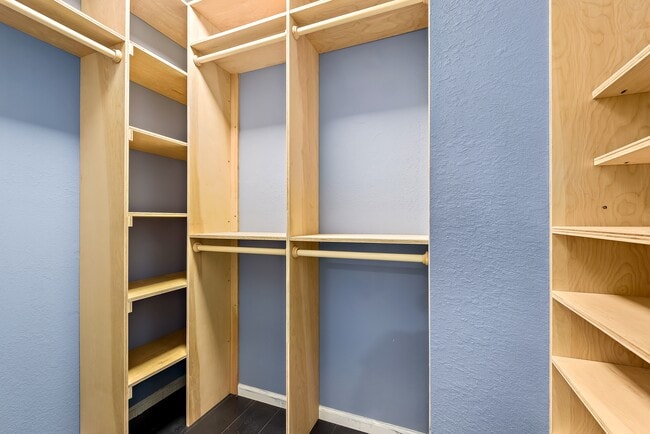 Building Photo - 68 Richard Dr