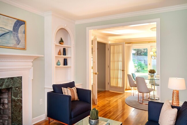 Building Photo - 45 Old Pasture Rd