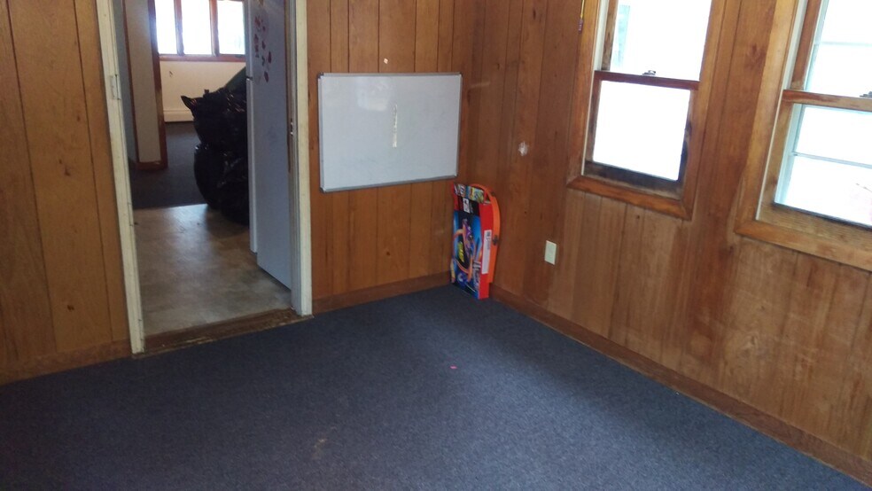 Building Photo - 467 Harrel St