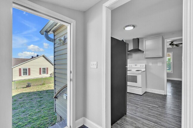 Building Photo - Cozy & Convenient 2BR, 1.5BA Greer Rental Near Downtown! $1,300/mo rent